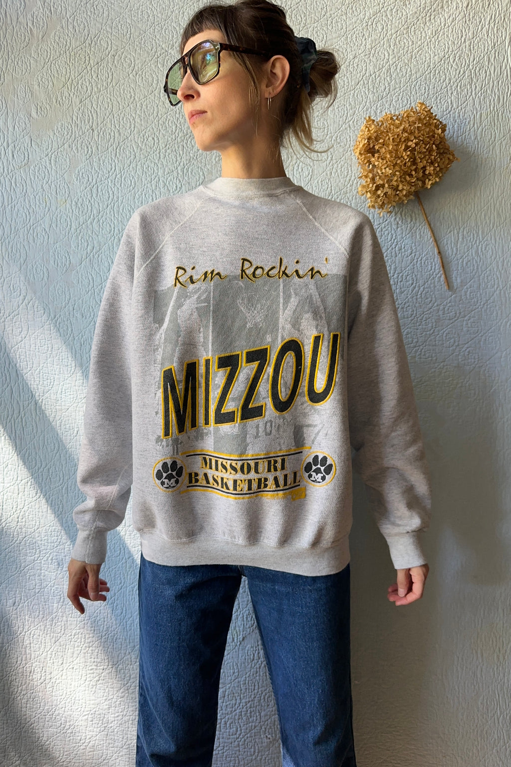 90's Mizzou Basketball Sweatshirt