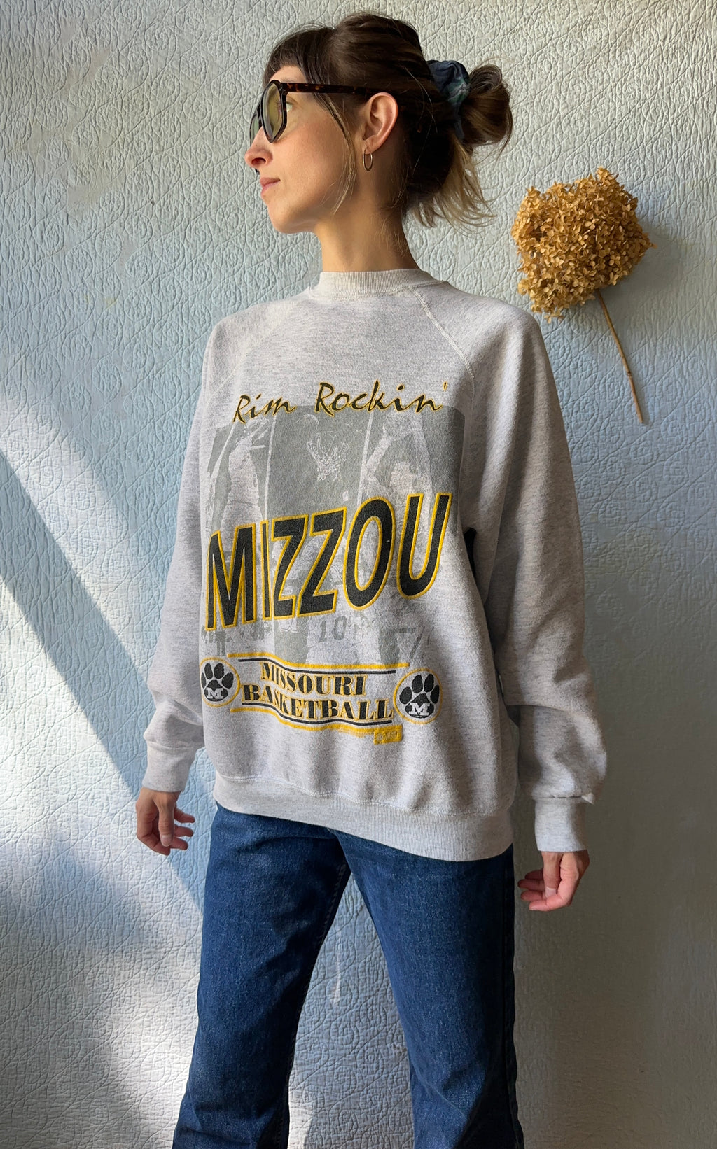 90's Mizzou Basketball Sweatshirt